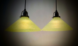 Sæt med 2 Green cloud lamper. Ø25 cm. Nyt el m.m. Glashøjde 11 cm. Egen serie.