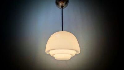 Skøn professionelt restaureret kuglependel fra 1940. Ø20. Lille entre loftlampe. 45 cm nedhæng. – Orangeri og udestue belysning