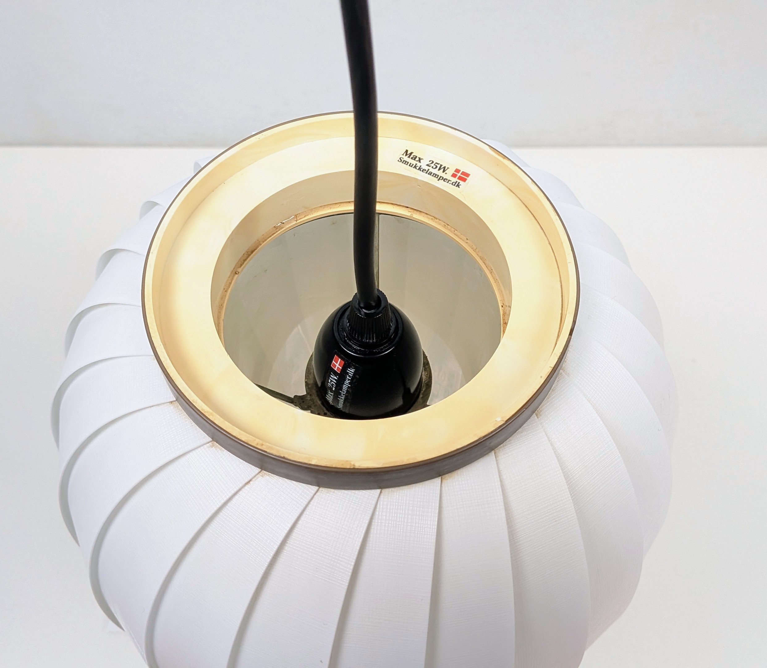 Klassisk dansk design fra 1959. Bojan – Hoyrup Light. Nyt el. Ø21. I flot stand. Loftlampe. – produktbillede 5 – Loftlamper