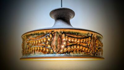 Ib Oluf Hansen Keramik Lampe – Sjørslev 1972 / Demstrup – Brutalistisk Retro. Nyt el. Ø33. – Design ikoniske lamper til spisestuen