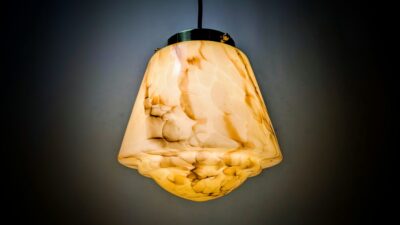 Sjælden uraline loft lampe – marmoréret glas – 1920. Nyt el/ ophæng. Uranium oxid. Ø20 – Kuglependler