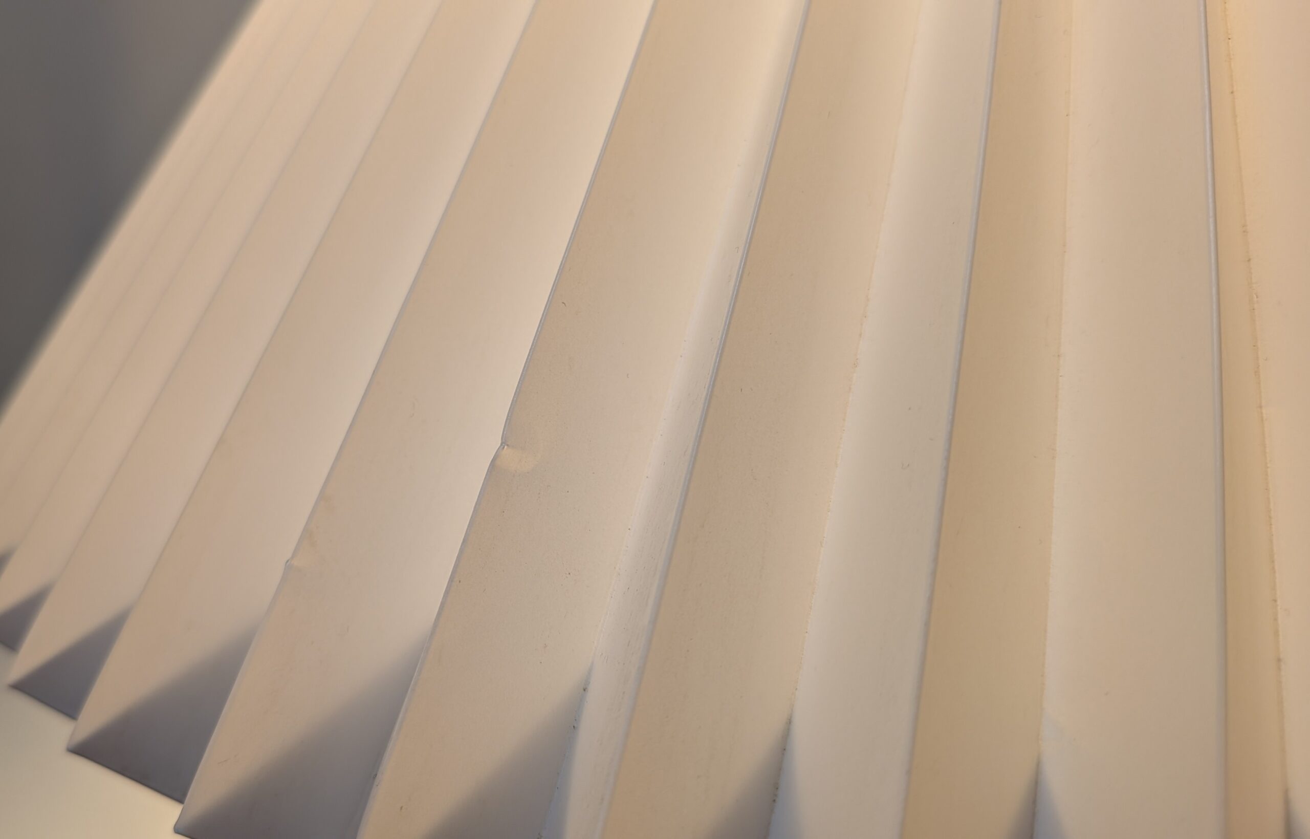 Original Le Klint loftlampe. Ø48. 30 cmL. Nyt el. Få normale brugsspor. Fra 1990. Made in Denmark – produktbillede 2 – Design ikoniske lamper til spisestuen
